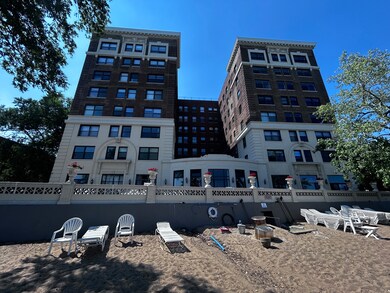 Sherwin on the Lake Condominium unit 412, Chicago, IL 60626 - photo 3