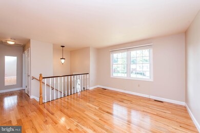 7095 Saddle Dr, Sykesville, MD 21784 - photo 3