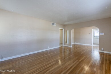 2416 E Adams St, Tucson, AZ 85719 - photo 5