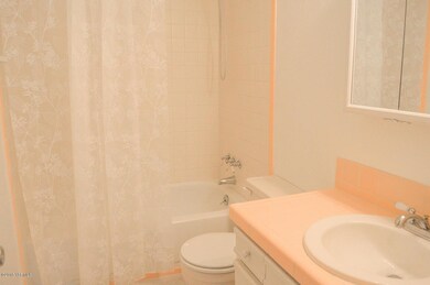 Main Floor Full Bath