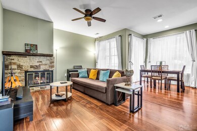 3231 Cypress Ct unit 3231, Monmouth Junction, NJ 08852 - photo 4