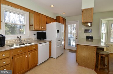 5715 Pendleton Ln, Warrenton, VA 20187 - photo 5