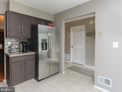 68 Beacon Place, Trenton, NJ 08691 - photo 5