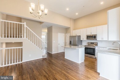 2515 Woodrow Wilson Dr, Herndon, VA 20171 - photo 7