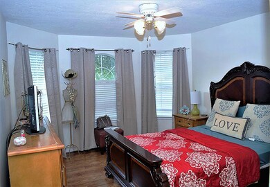 2530 Halstead Dr, Spring, TX 77386 - photo 7