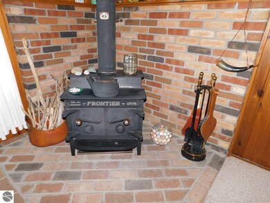 798 E Shady Ln, Au Gres, MI 48703 - photo 6