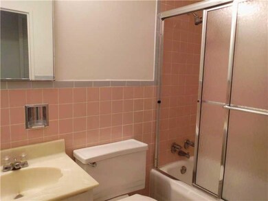 Full Bath.