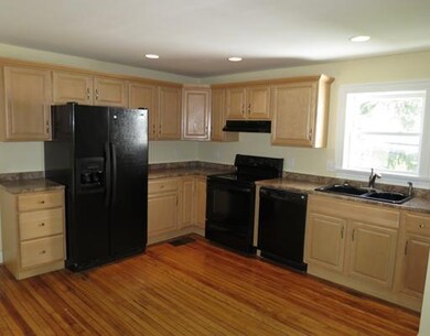 179 Dresden Ave, Gardiner, ME 04345 - photo 3