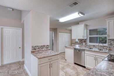Large Open Kitchen