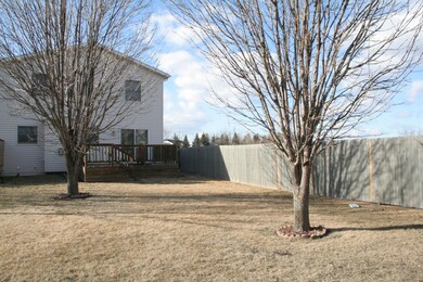 775 Kirkwood Dr, Grand Forks, ND 58201 - photo 5