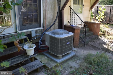 256 Asbury Rd, Pasadena, MD 21122 - photo 4