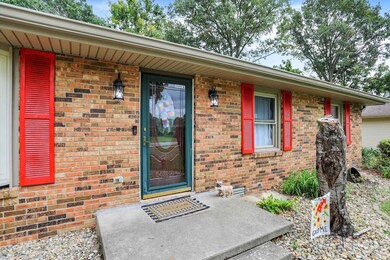 3341 Flintwood Dr, Columbus, IN 47203 - photo 6