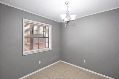 3906 Aspen St unit C, Bryan, TX 77801 - photo 6