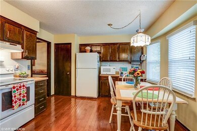 10310 W 48th St, Shawnee, KS 66203 - photo 7