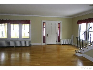 Living Room. Exquisite hardwood floors in the huge
