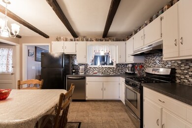 45 Center St, South Dartmouth, MA 02748 - photo 7