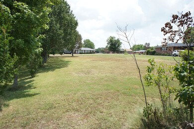 816 Castle Heights Ave, Lebanon, TN 37087 - photo 2