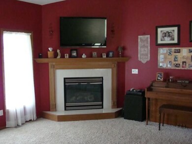 810 S 29th Ave E, Newton, IA 50208 - photo 7