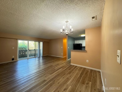 2015 Aspen Dr unit 2015, Plainsboro, NJ 08536 - photo 5