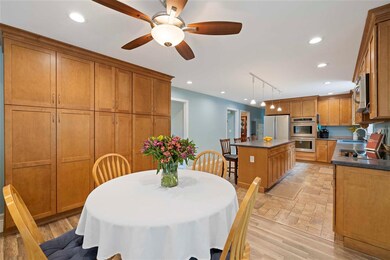 173 Hollis Rd, Amherst, NH 03031 - photo 5