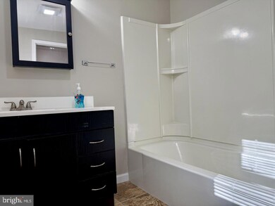 420 S Duncan St, Baltimore, MD 21231 - photo 7