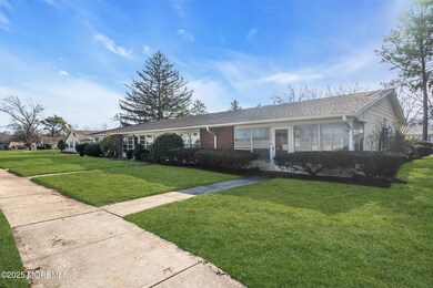 306 W Malvern Ct unit D, Lakewood Township, NJ 08701 - photo 6