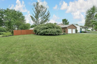 823 Hickory Dr, Marysville, OH 43040 - photo 4