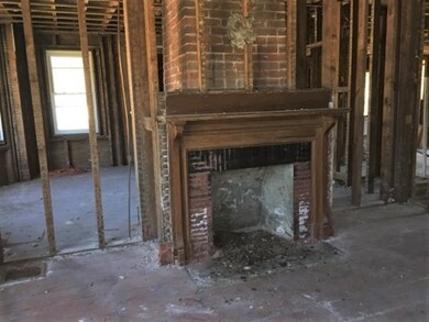 552 E Main St, Orange, MA 01364 - photo 2