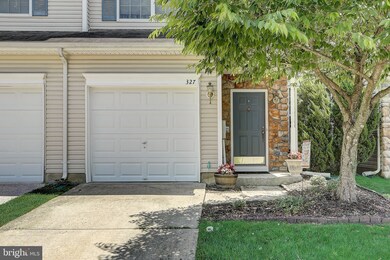 327 Chancellor Dr, Woodbury, NJ 08096 - photo 3