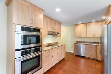 18 Coburn St, Salem, NH 03079 - photo 5