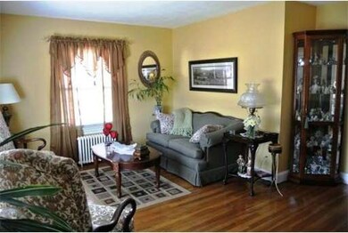 460 Ashburnham St, Fitchburg, MA 01420 - photo 4