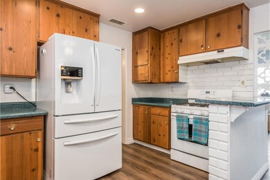 1773 N 6th St-009-17-Kitchen-MLS_Size