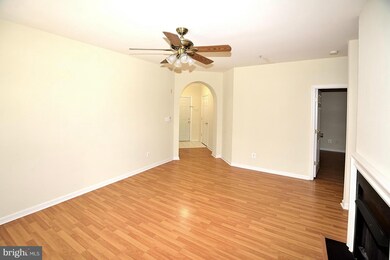 46602 Ellicott Square unit 201, Sterling, VA 20165 - photo 5