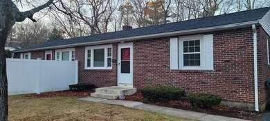 45 Cobb Dr unit 47, Rockland, MA 02370 - photo 2