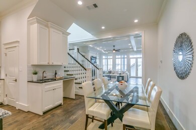 339 W 27th St, Houston, TX 77008 - photo 7