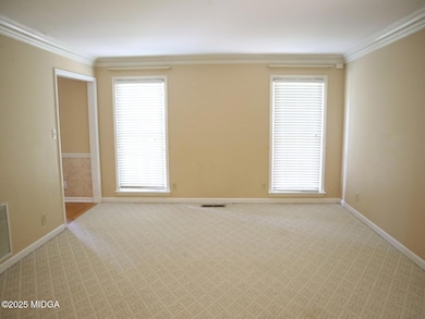 6 Formal Liiving Room