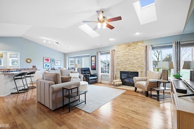 54750 Darby St unit 49, Chesterfield, MI 48051 - photo 4