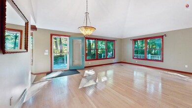 2 -3341 Clearview Ln. Saugatuck