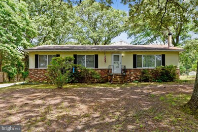 7915 Elizabeth Rd, Pasadena, MD 21122 - photo 2