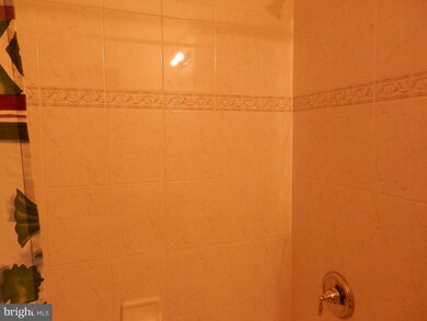 9565 Chaton Rd, Laurel, MD 20723 - photo 6