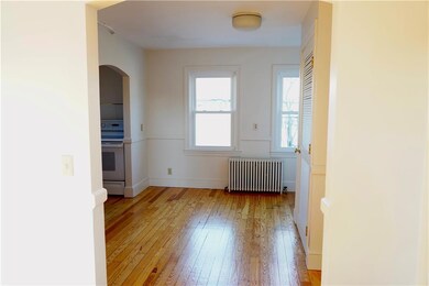 286 County Rd unit 1, Barrington, RI 02806 - photo 5