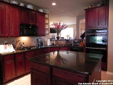 25519 Wounded Knee, San Antonio, TX 78261 - photo 2