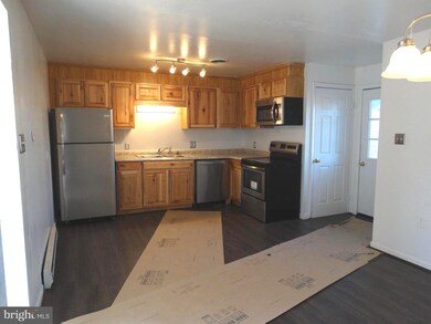 3546 Gregway Dr, Chambersburg, PA 17202 - photo 2