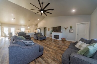 740112 S 3450 Rd, Cushing, OK 74824 - photo 4