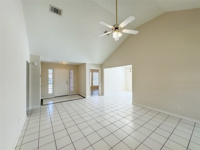 6835 Redding Springs Ln, Houston, TX 77086 - photo 5