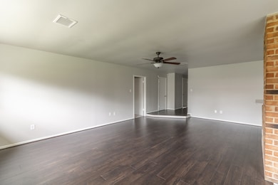 7119 Shady Arbor Ln, Houston, TX 77040 - photo 4