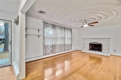 1008 Mains Creek Rd, Chesapeake, VA 23320 - photo 4