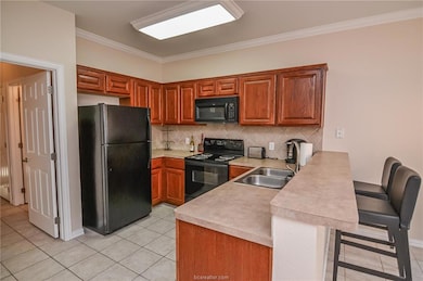 1001 Krenek Tap Rd unit 902, College Station, TX 77840 - photo 2