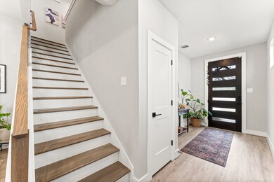 5706 Balbo St unit J, Houston, TX 77091 - photo 4