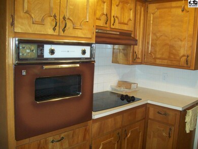 1202 Lyndon Rd, McPherson, KS 67460 - photo 6